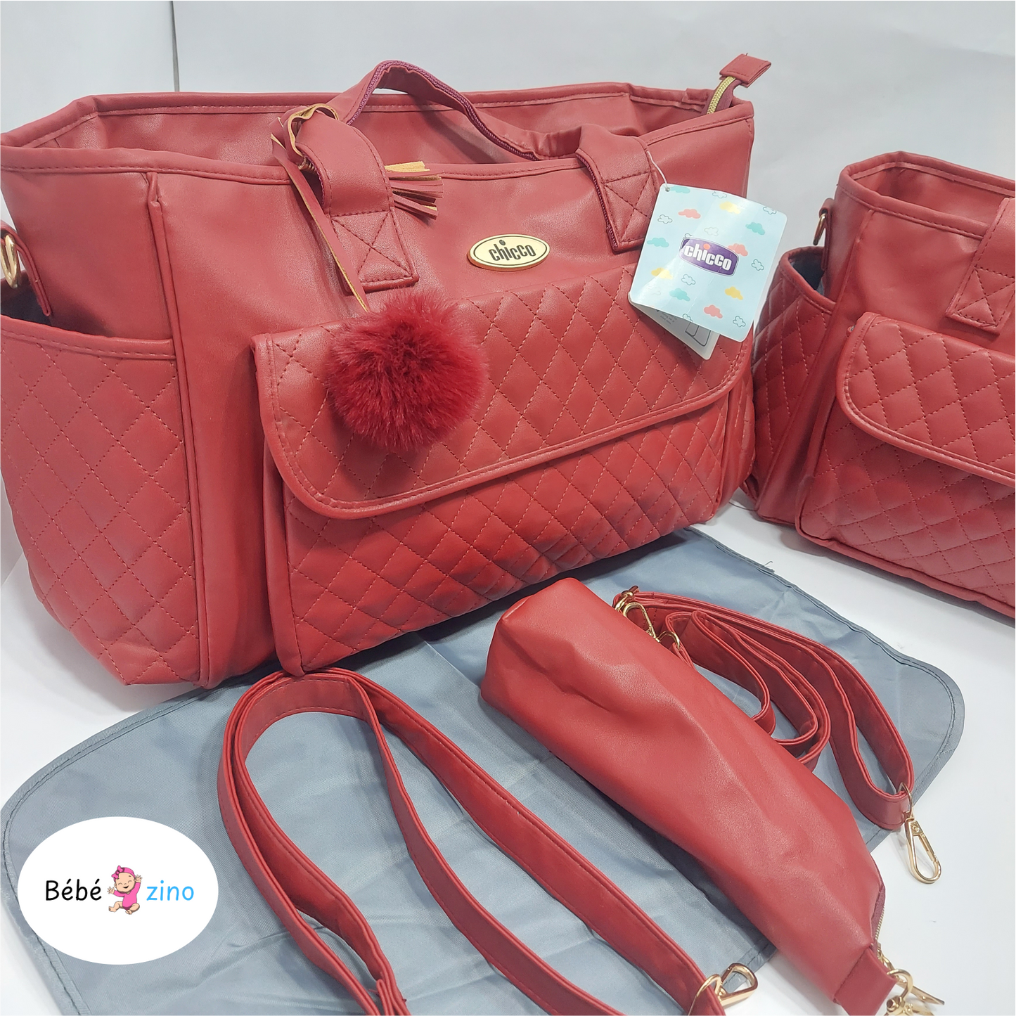 CHICCO باللون الاحمر