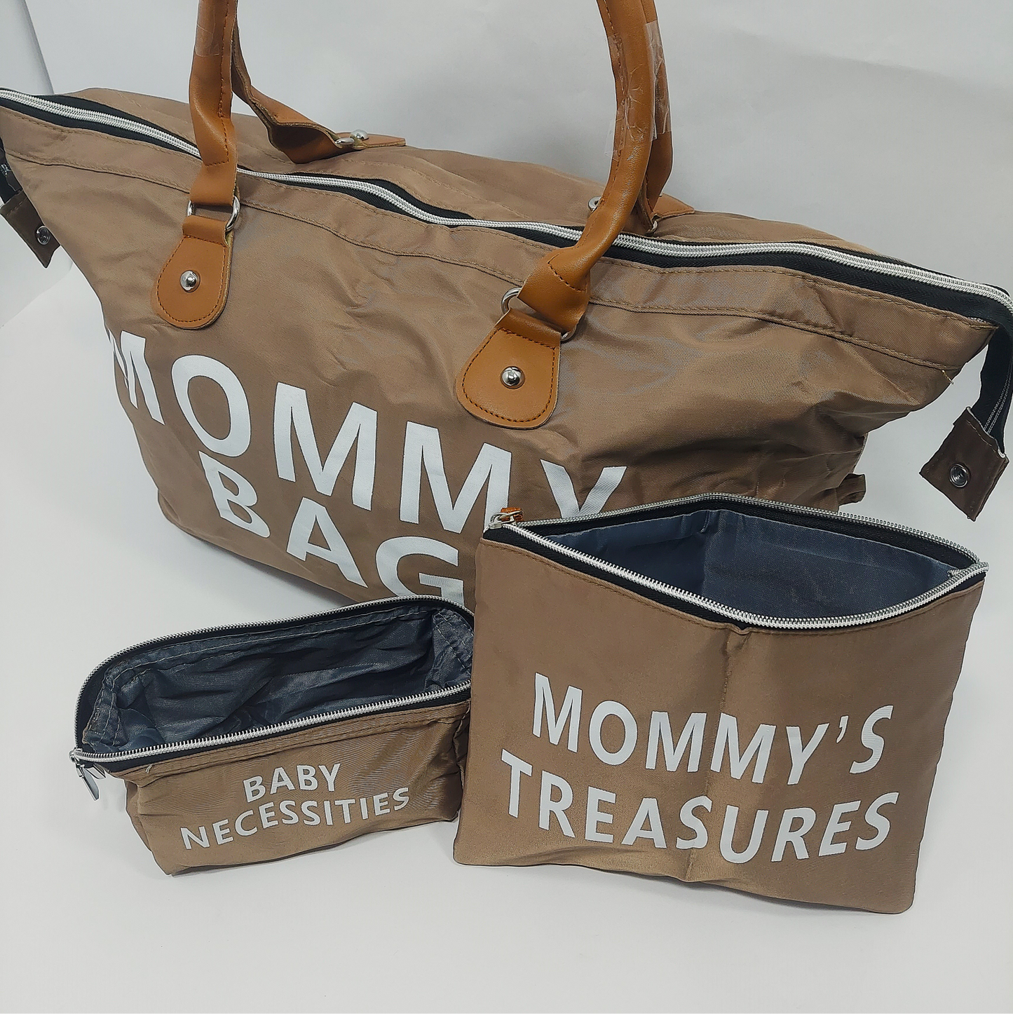 حقيبة الام من MOMMY BAG